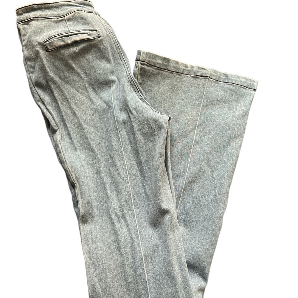 Blue jeans. Wide leg. Small.